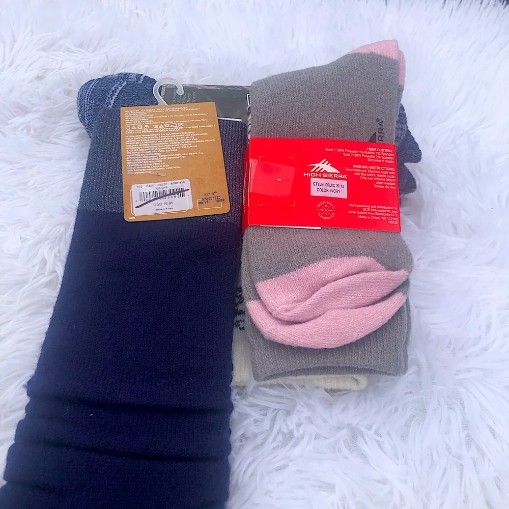 AE and High Sierra Woman’s Socks-3 pair NWT